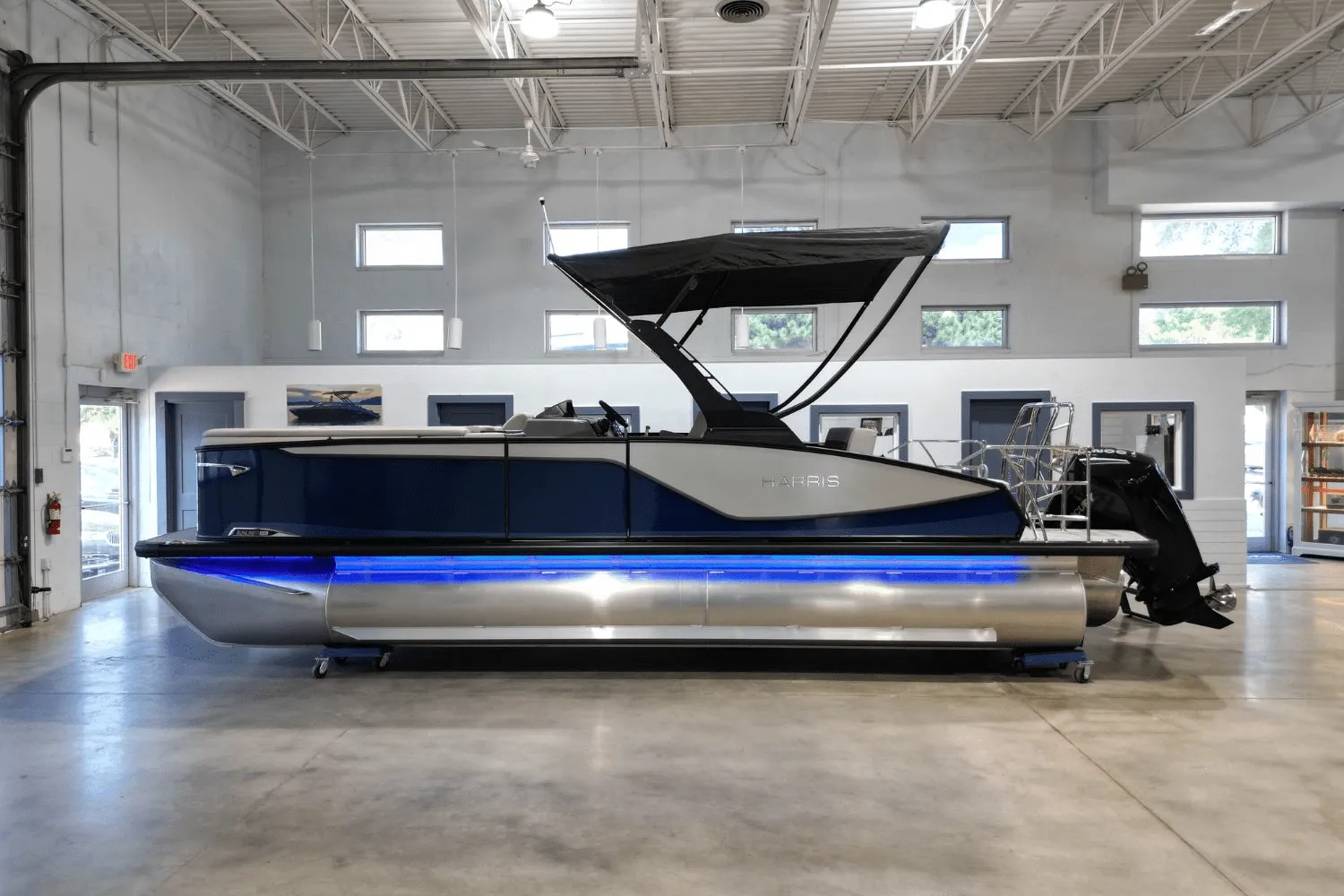 2026 Harris Sunliner 230 Image Thumbnail #0