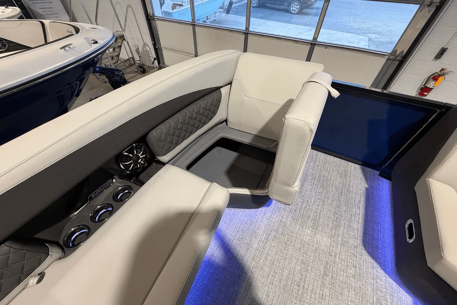 2026 Harris Sunliner 230 Image Thumbnail #26