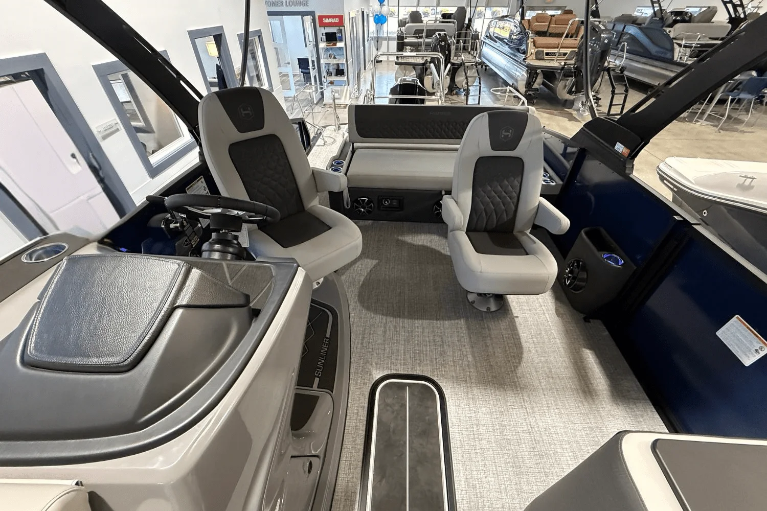 2026 Harris Sunliner 230 Image Thumbnail #23