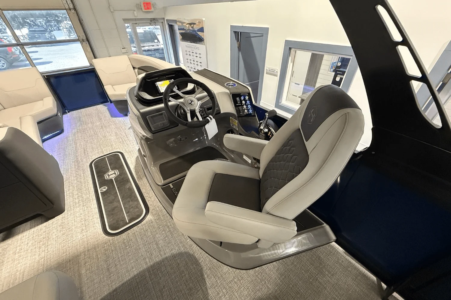 2026 Harris Sunliner 230 Image Thumbnail #12