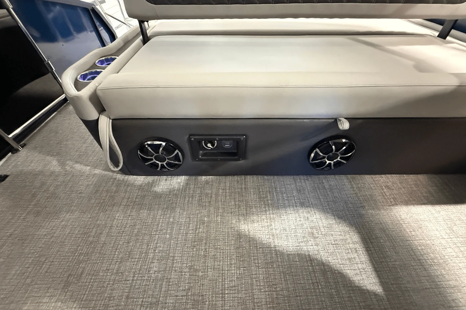 2026 Harris Sunliner 230 Image Thumbnail #11