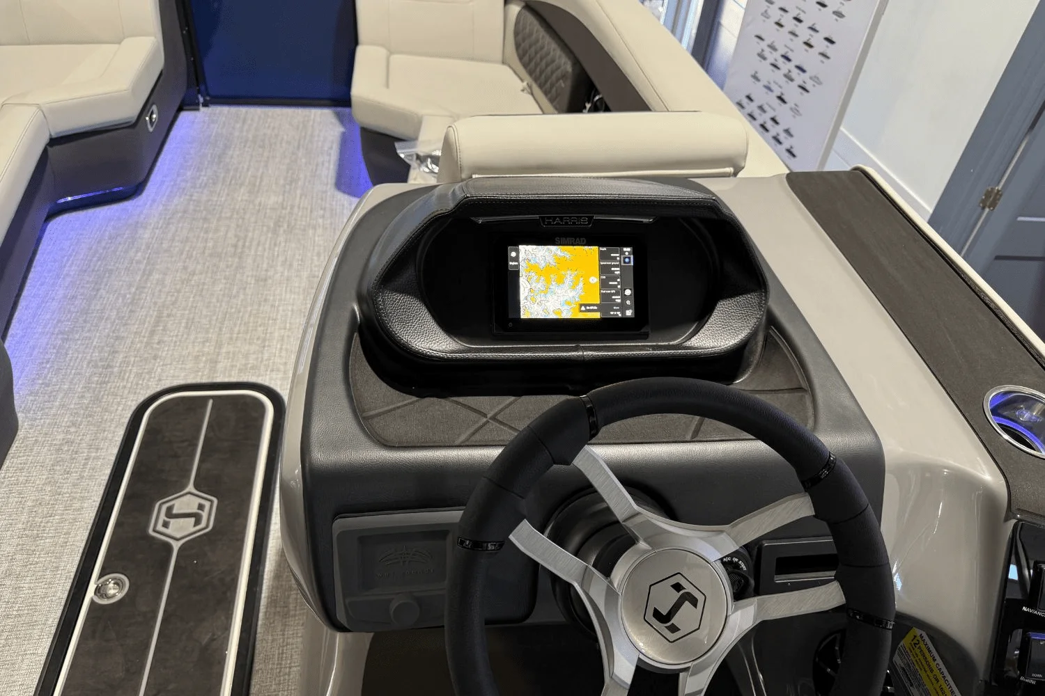 2026 Harris Sunliner 230 Image Thumbnail #14