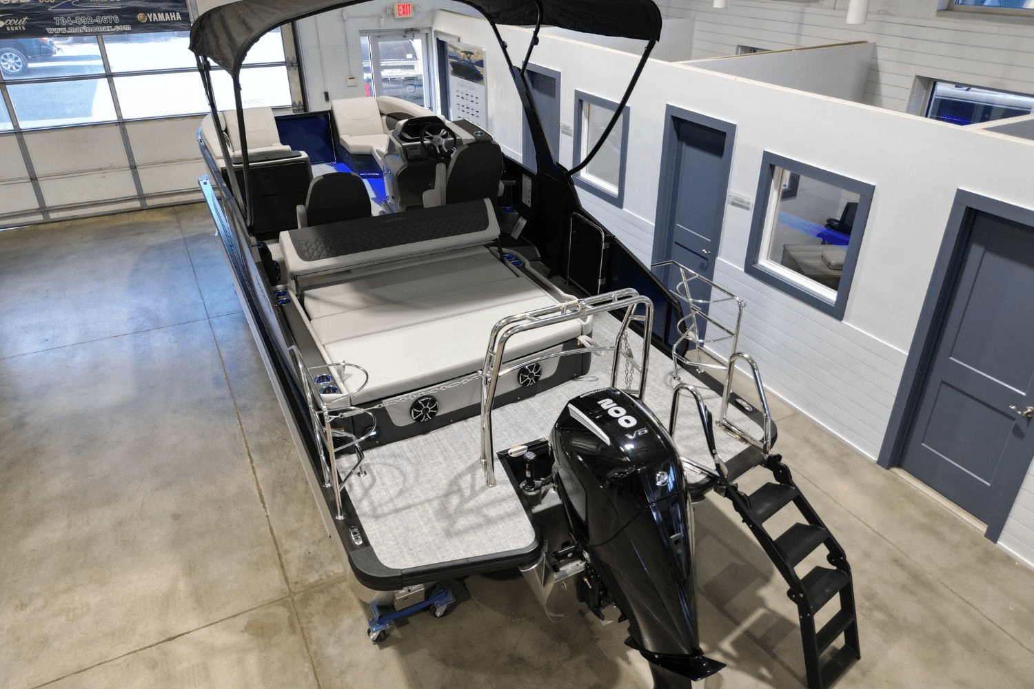 2026 Harris Sunliner 230 Image Thumbnail #4