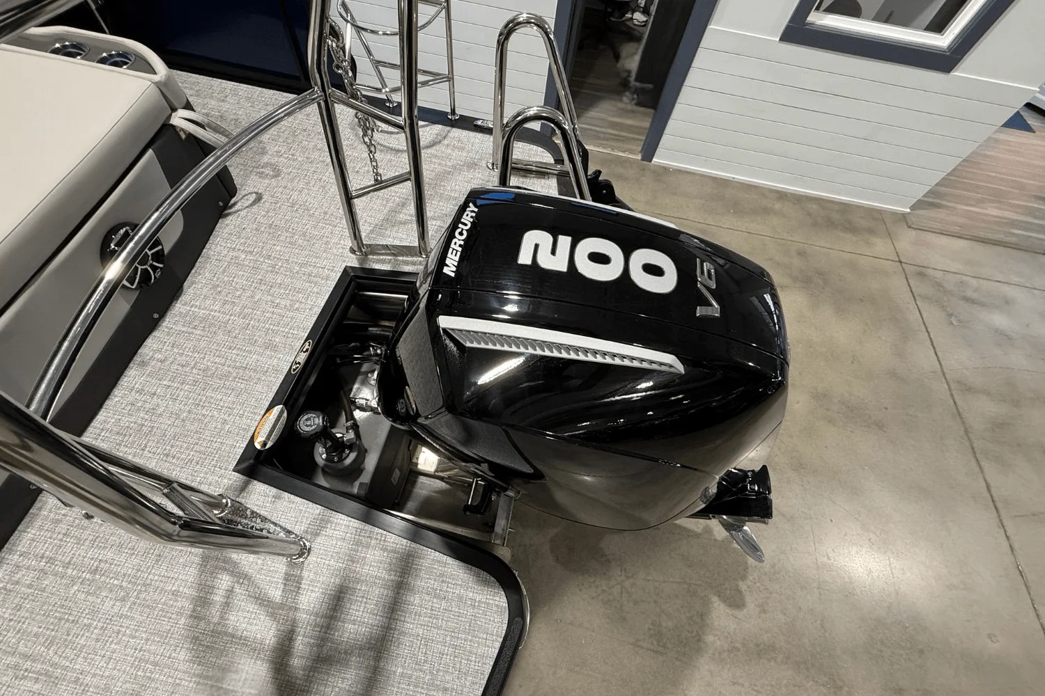 2026 Harris Sunliner 230 Image Thumbnail #5