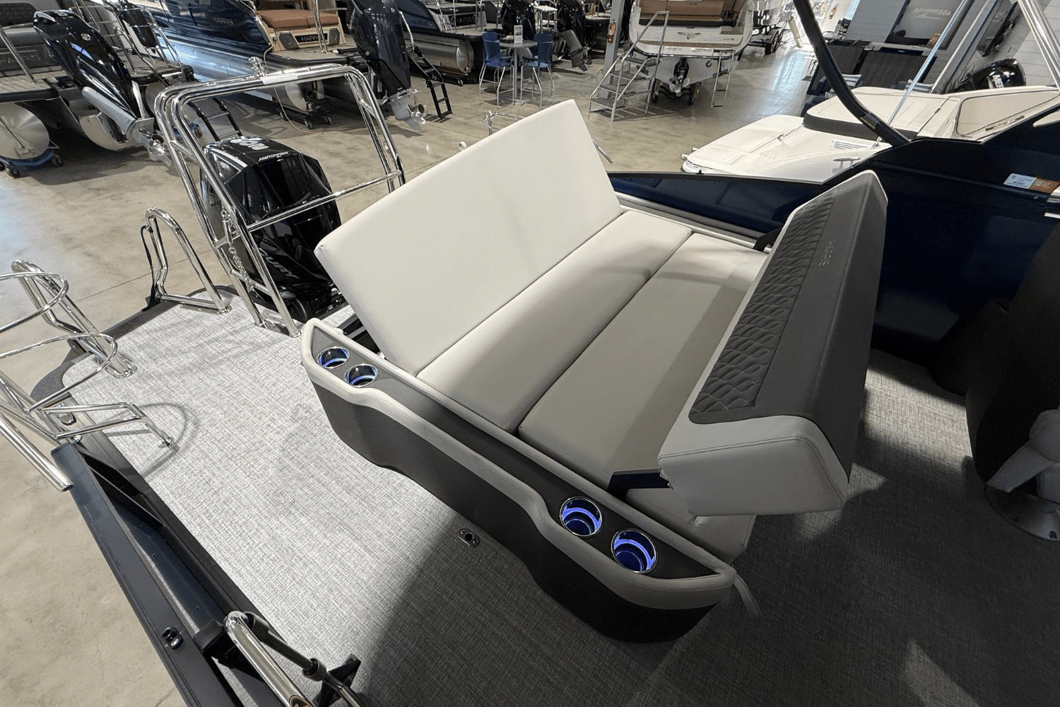 2026 Harris Sunliner 230 Image Thumbnail #9