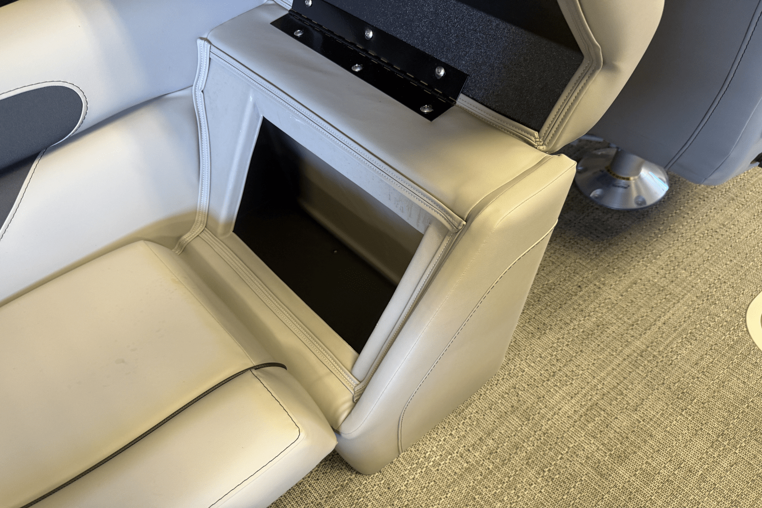 2026 Barletta ARIA22QC Image Thumbnail #26