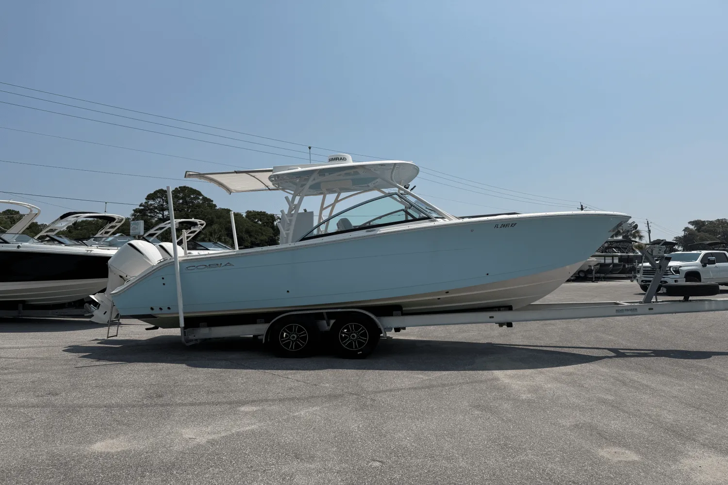 2018 Cobia 280 DC Image Thumbnail #0