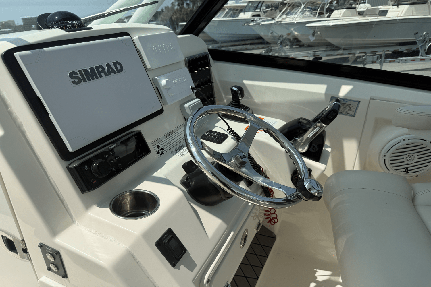2018 Cobia 280 DC Image Thumbnail #30