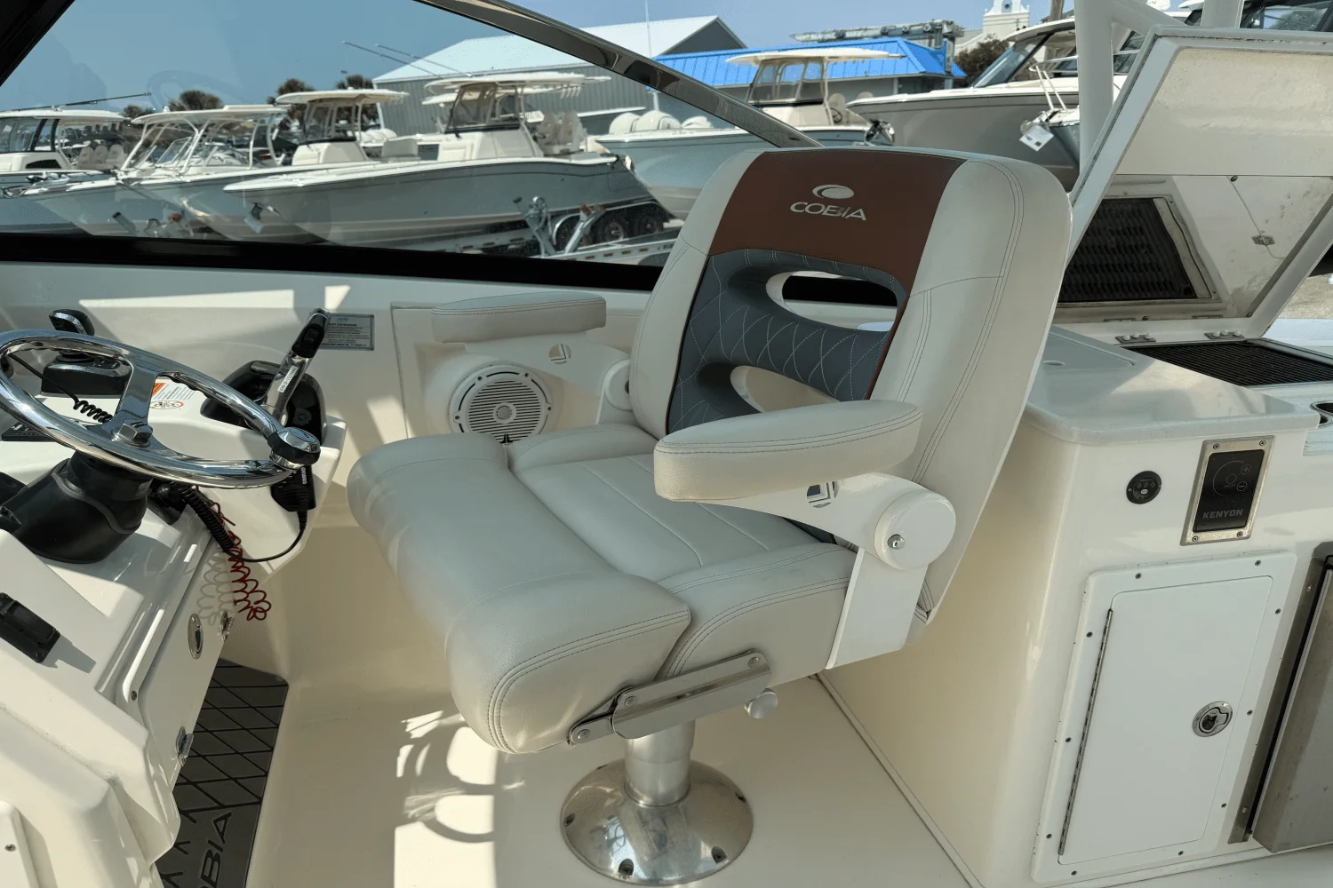 2018 Cobia 280 DC Image Thumbnail #29