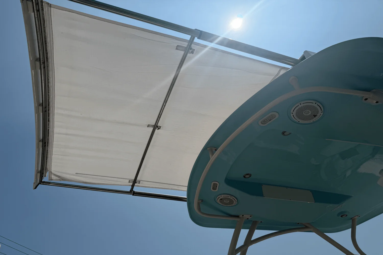 2018 Cobia 280 DC Image Thumbnail #17