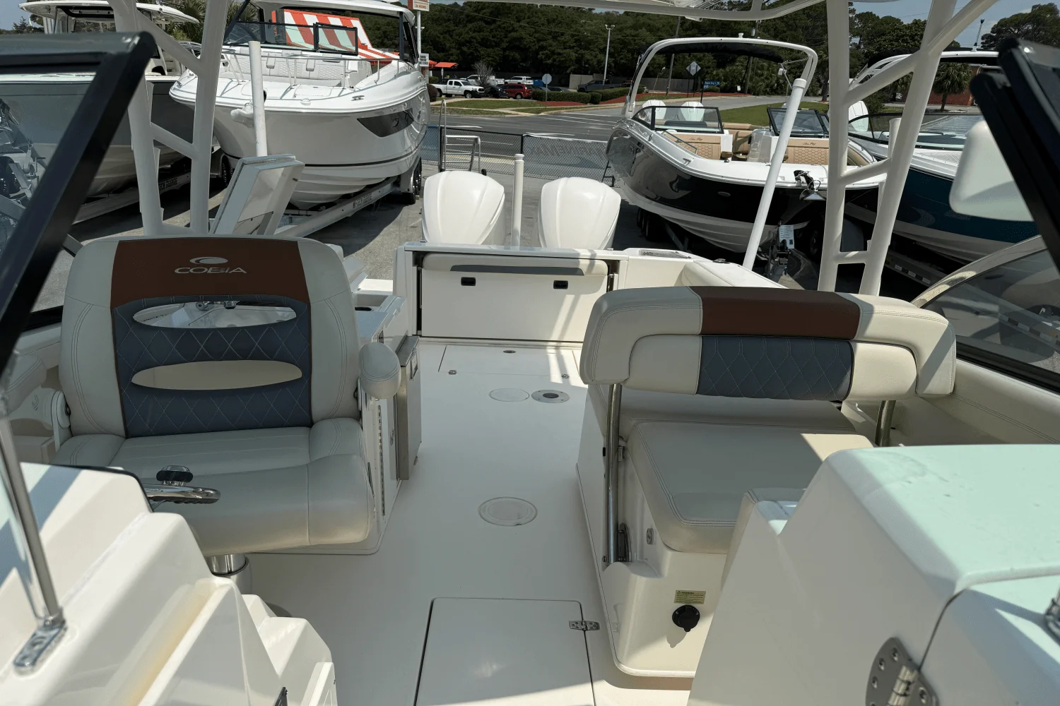 2018 Cobia 280 DC Image Thumbnail #42