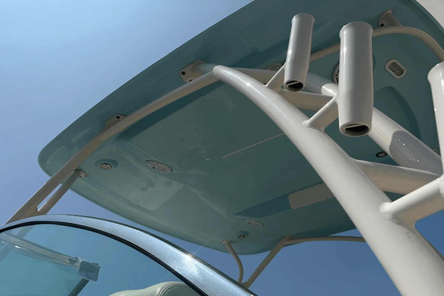 2018 Cobia 280 DC Image Thumbnail #12