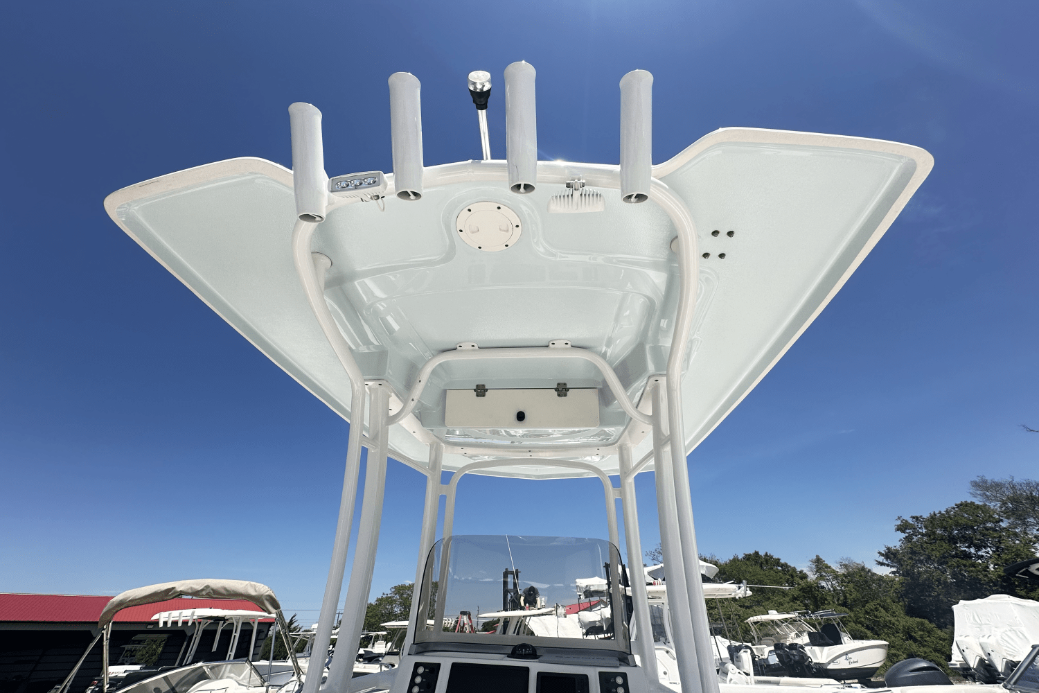 2020 Robalo R222 Image Thumbnail #13