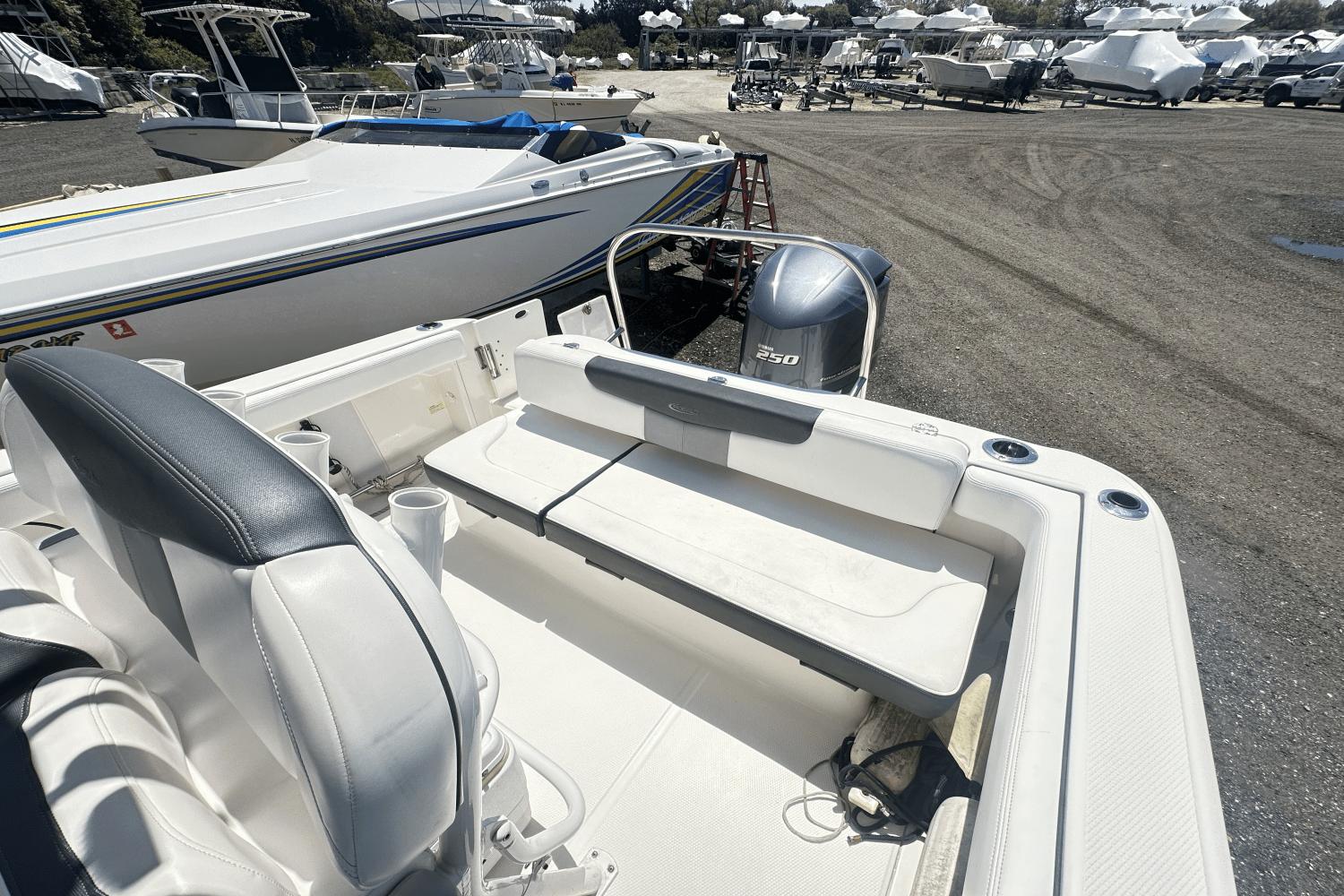 2020 Robalo R222 Image Thumbnail #5