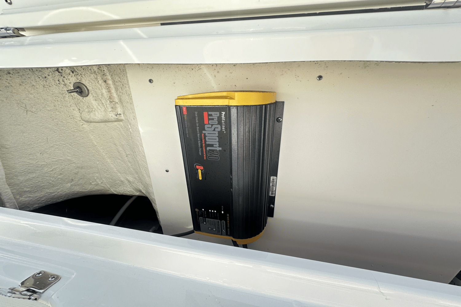 2020 Robalo R222 Image Thumbnail #14