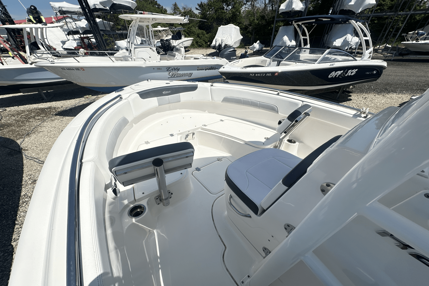 2020 Robalo R222 Image Thumbnail #8