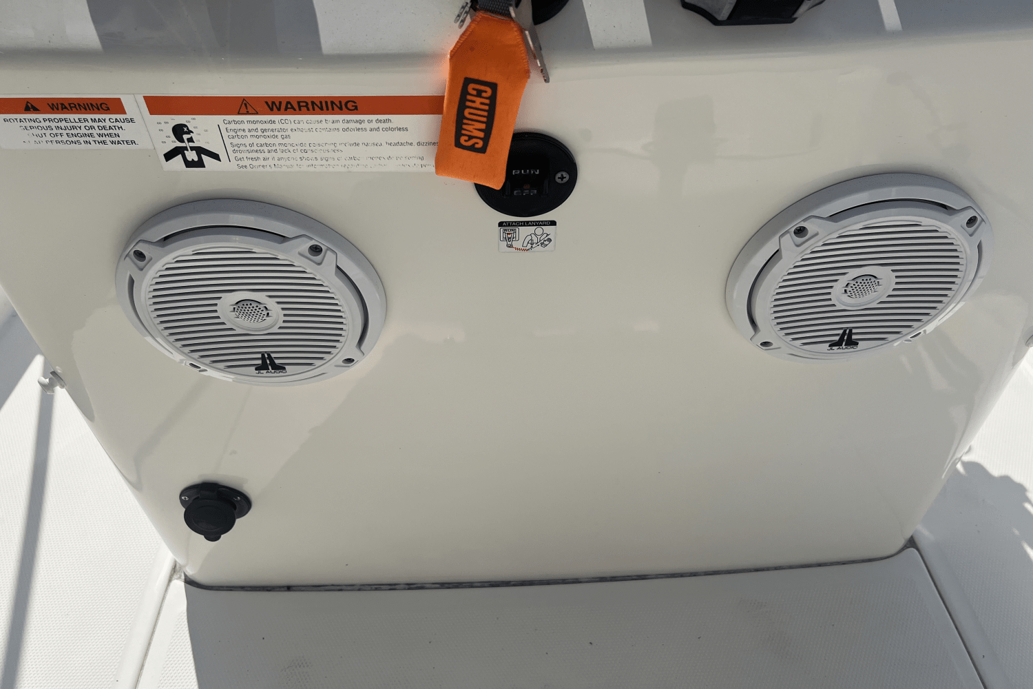 2014 Boston Whaler 170 DAUNTLESS Image Thumbnail #14