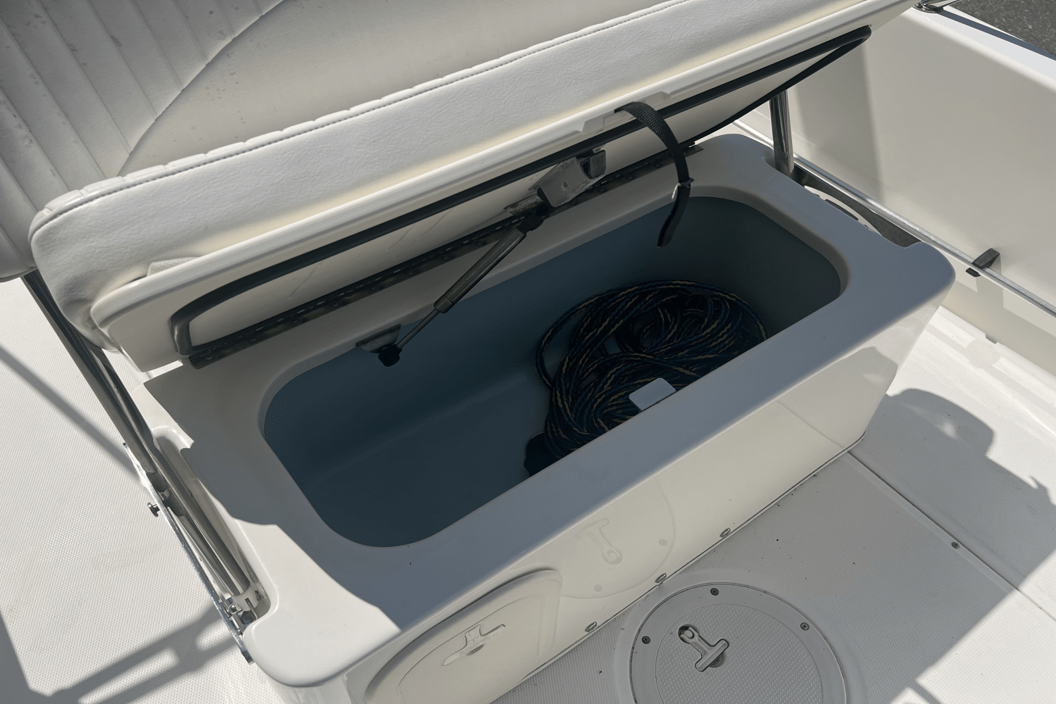 2014 Boston Whaler 170 DAUNTLESS Image Thumbnail #12