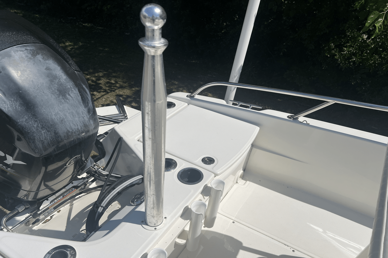 2014 Boston Whaler 170 DAUNTLESS Image Thumbnail #17