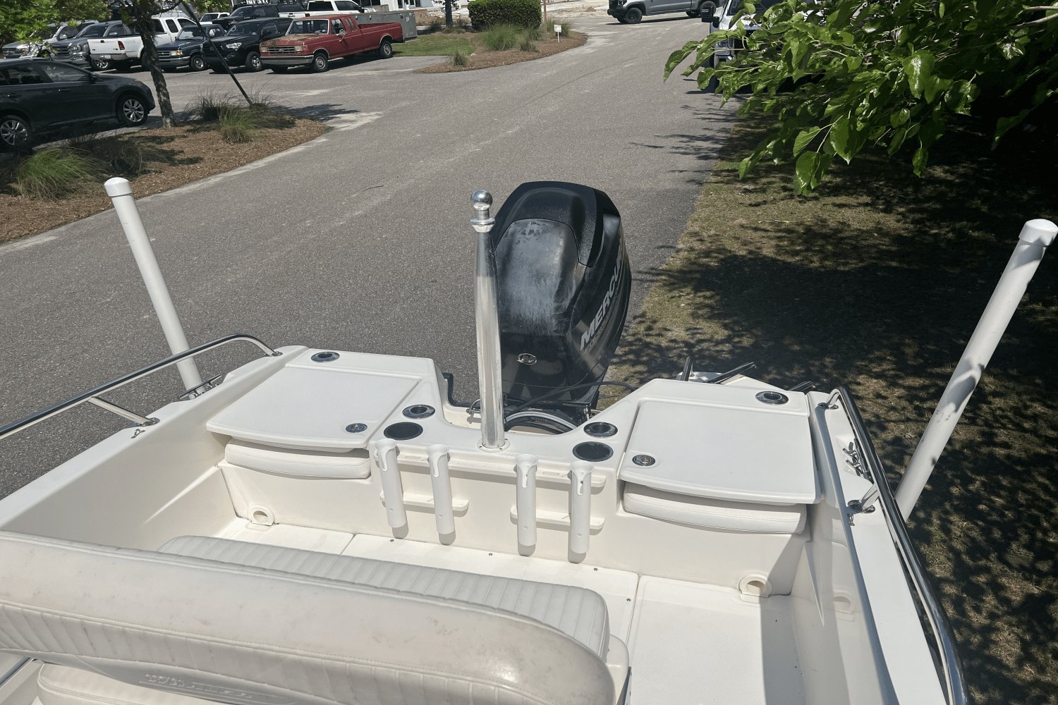 2014 Boston Whaler 170 DAUNTLESS Image Thumbnail #11