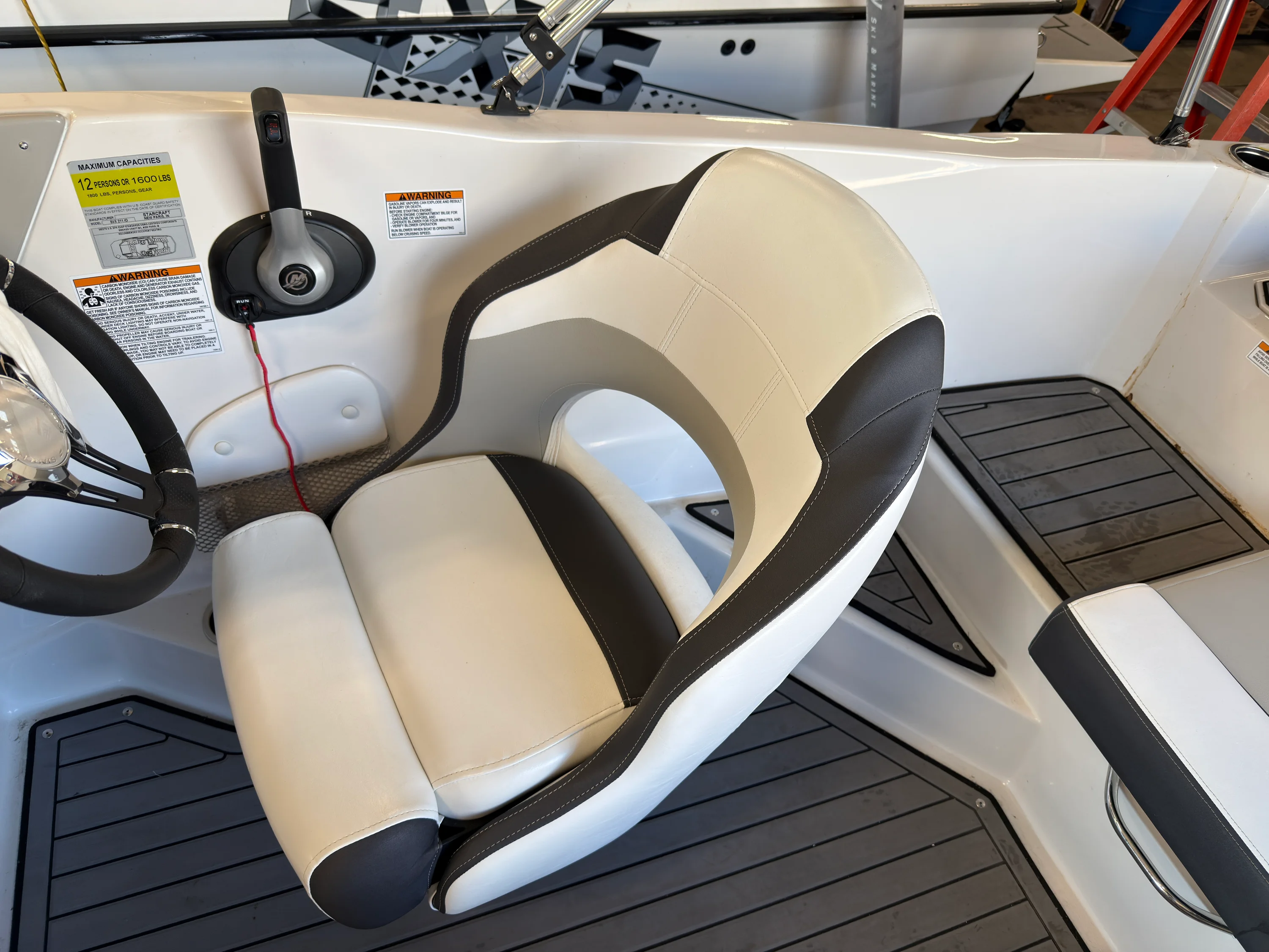 2023 Starcraft 211 SVX Image Thumbnail #11