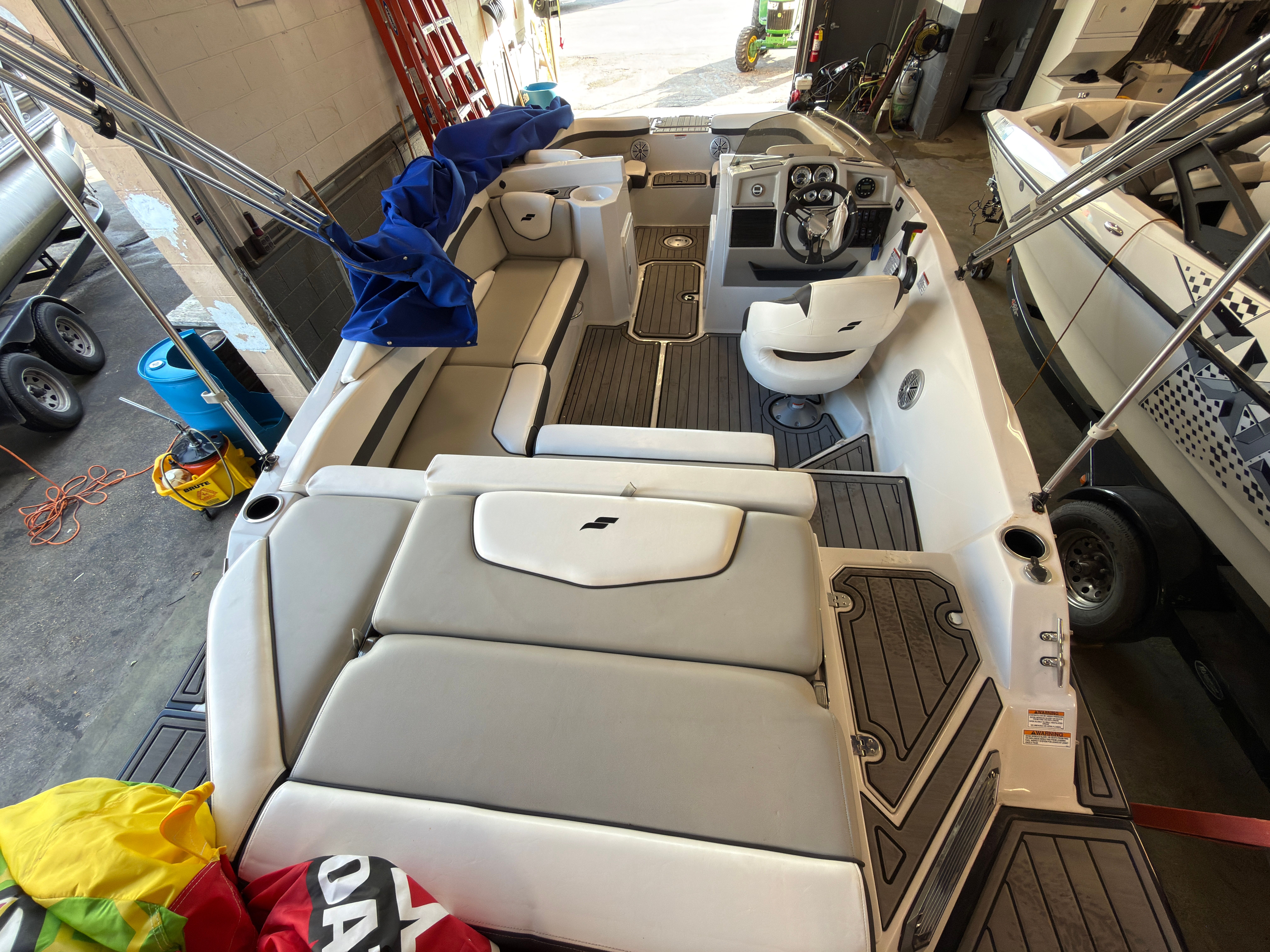 2023 Starcraft 211 SVX Image Thumbnail #8