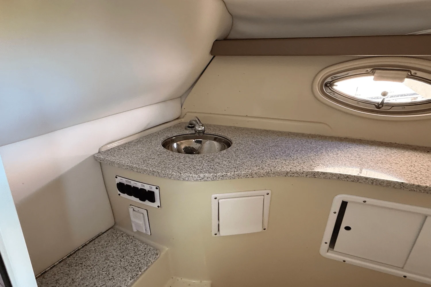 2008 Four Winns 310 HORIZON Image Thumbnail #10