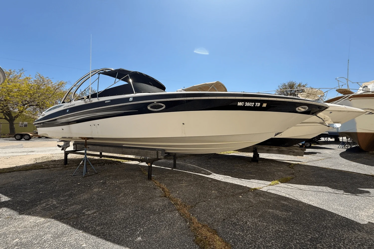 2008 Four Winns 310 HORIZON Image Thumbnail #1