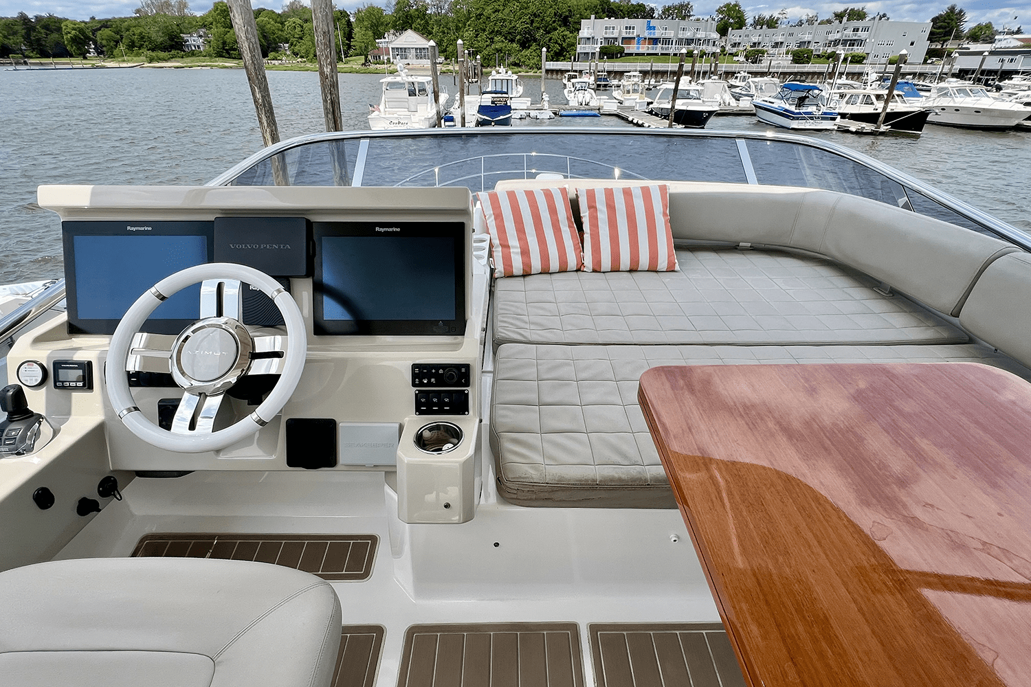 2019 Azimut 50 FLYBRIDGE Image Thumbnail #21