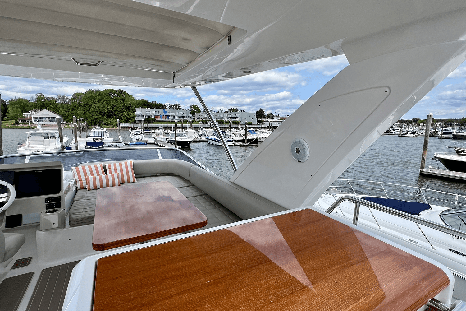 2019 Azimut 50 FLYBRIDGE Image Thumbnail #24