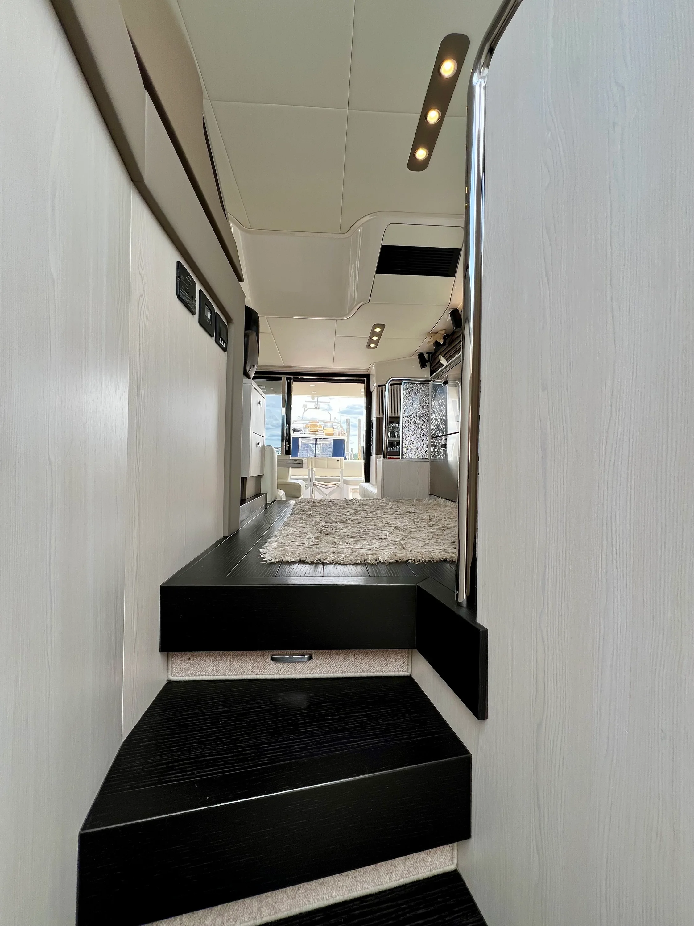 2019 Azimut 50 FLYBRIDGE Image Thumbnail #84
