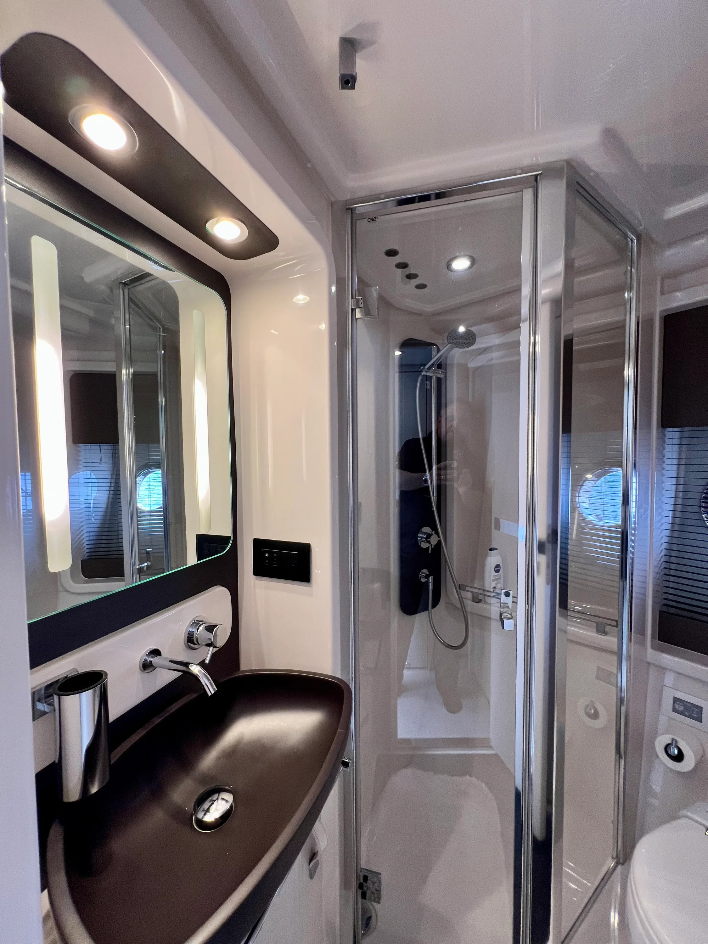 2019 Azimut 50 FLYBRIDGE Image Thumbnail #76
