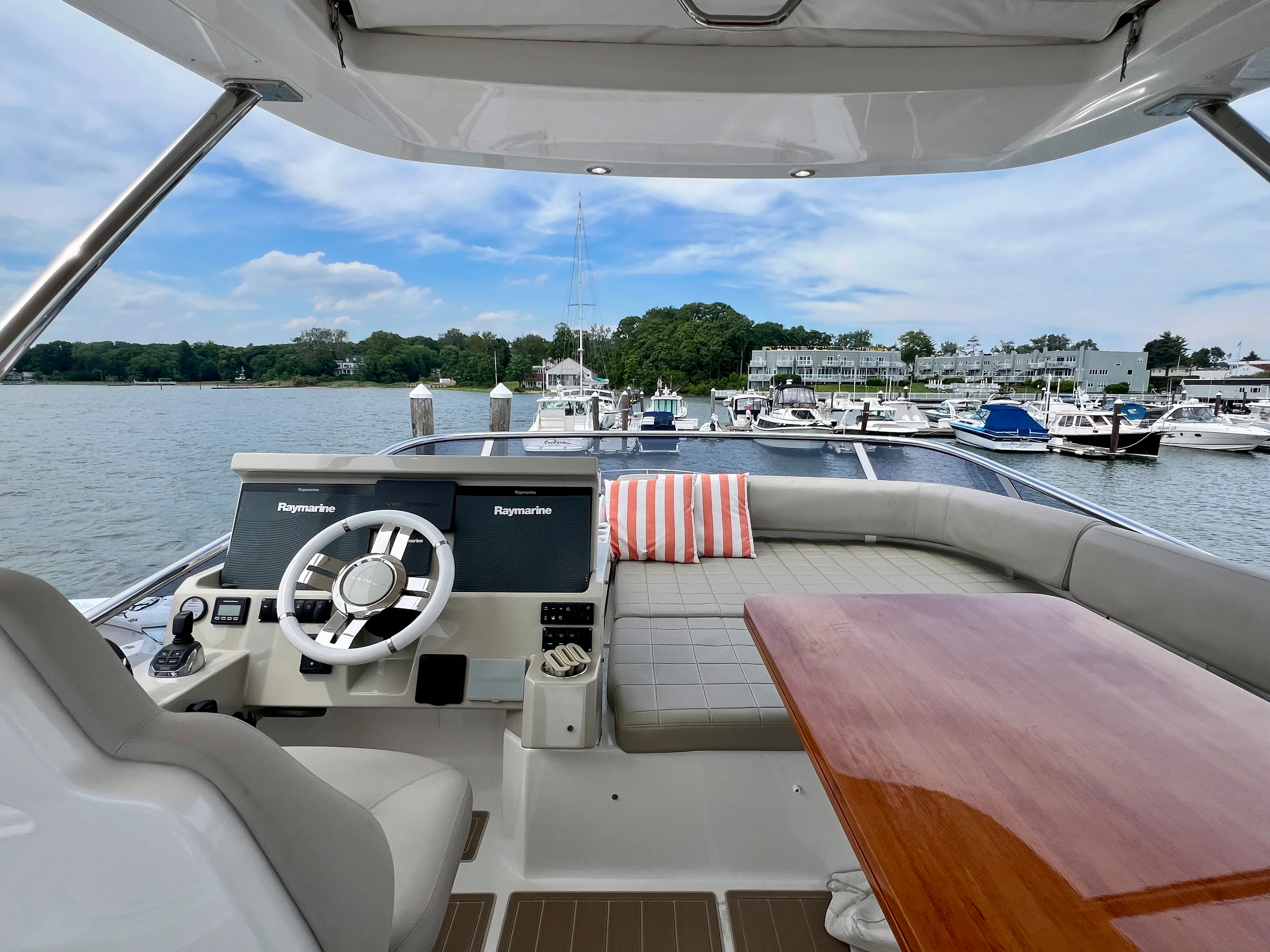 2019 Azimut 50 FLYBRIDGE Image Thumbnail #30