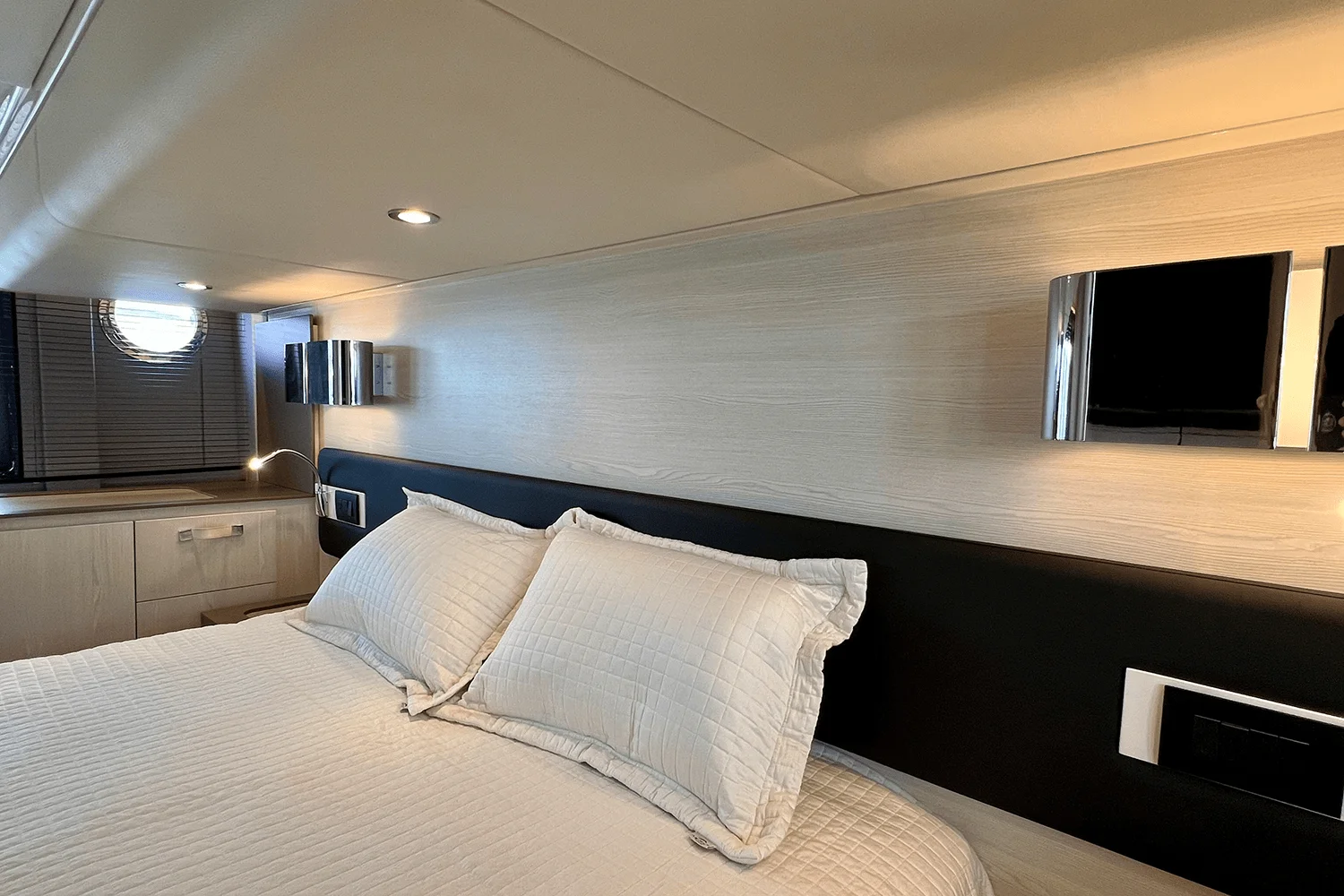 2019 Azimut 50 FLYBRIDGE Image Thumbnail #77