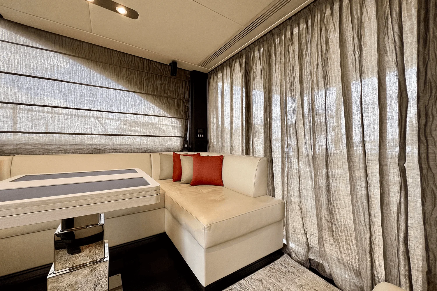 2019 Azimut 50 FLYBRIDGE Image Thumbnail #67