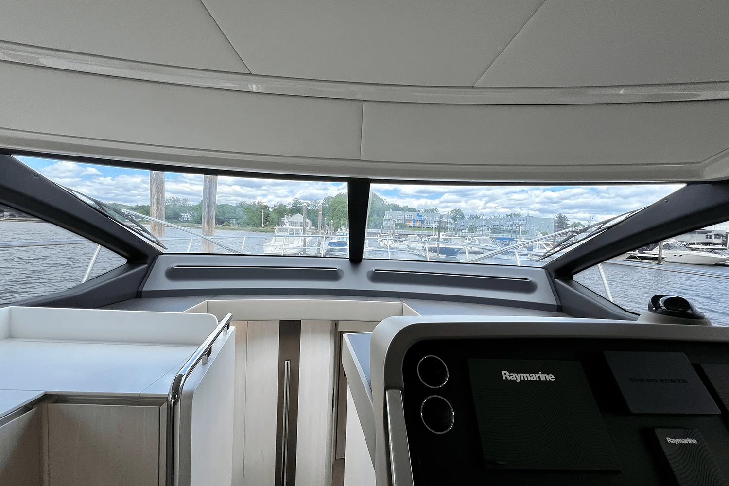 2019 Azimut 50 FLYBRIDGE Image Thumbnail #68