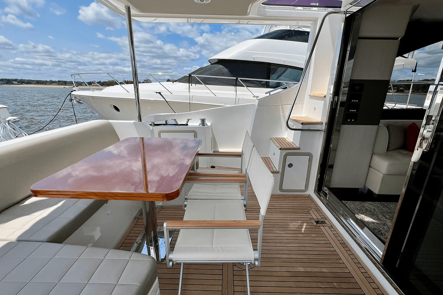 2019 Azimut 50 FLYBRIDGE Image Thumbnail #16