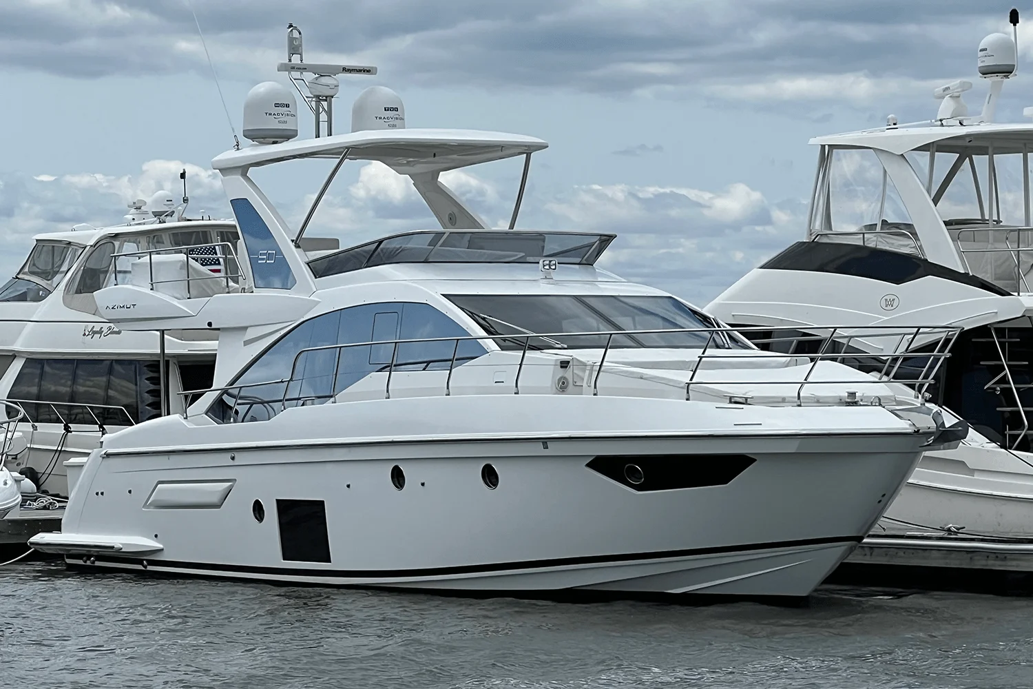 2019 Azimut 50 FLYBRIDGE Image Thumbnail #5