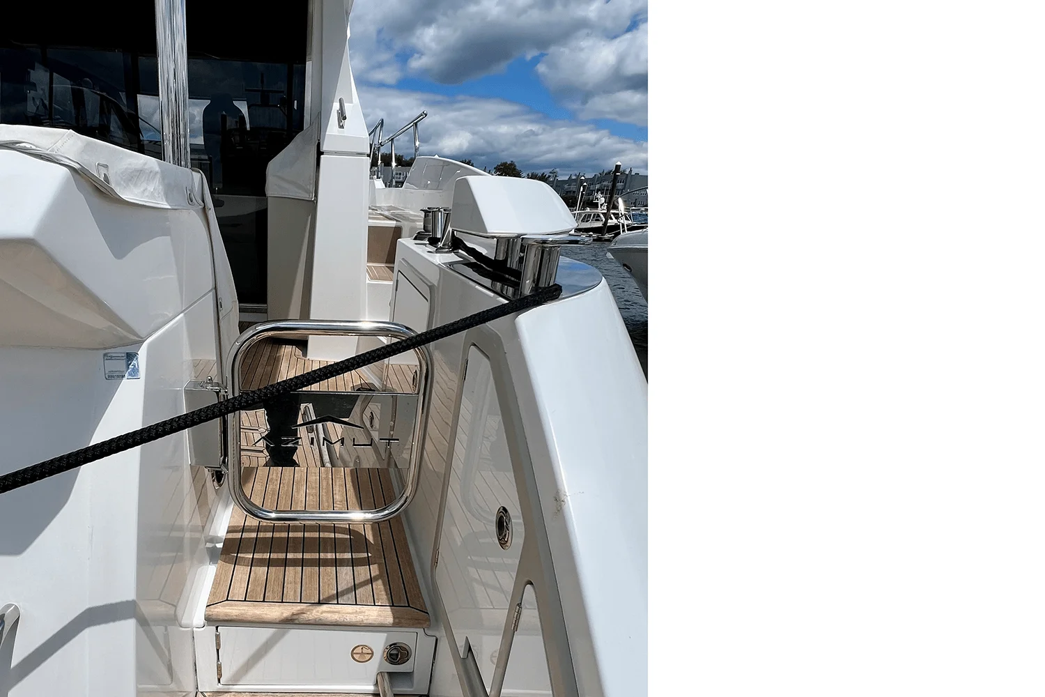 2019 Azimut 50 FLYBRIDGE Image Thumbnail #10