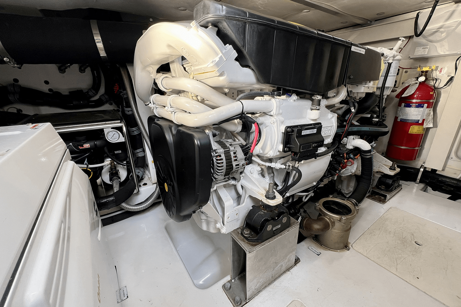 2019 Azimut 50 FLYBRIDGE Image Thumbnail #37