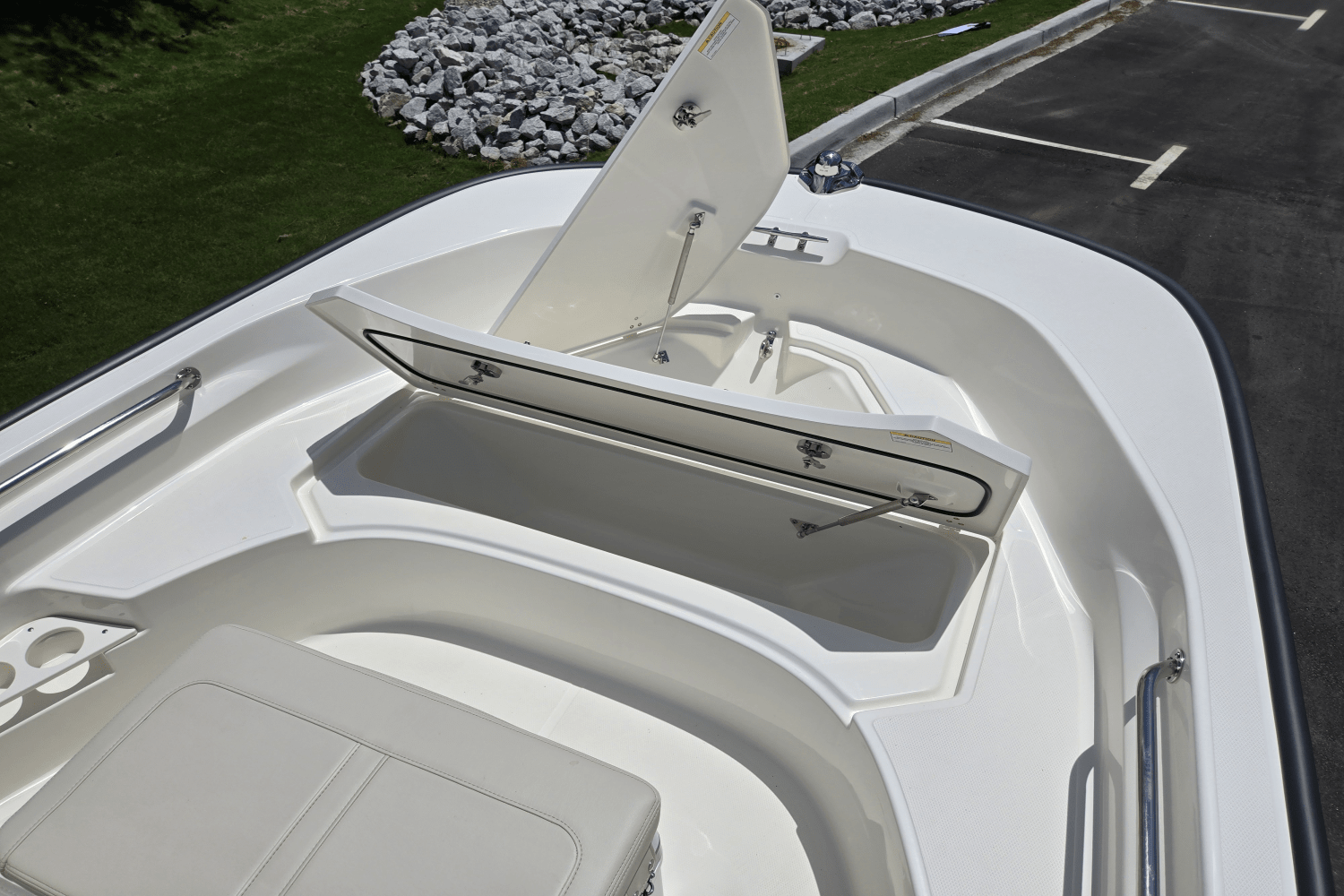 2025 Boston Whaler 170 Montauk Image Thumbnail #13