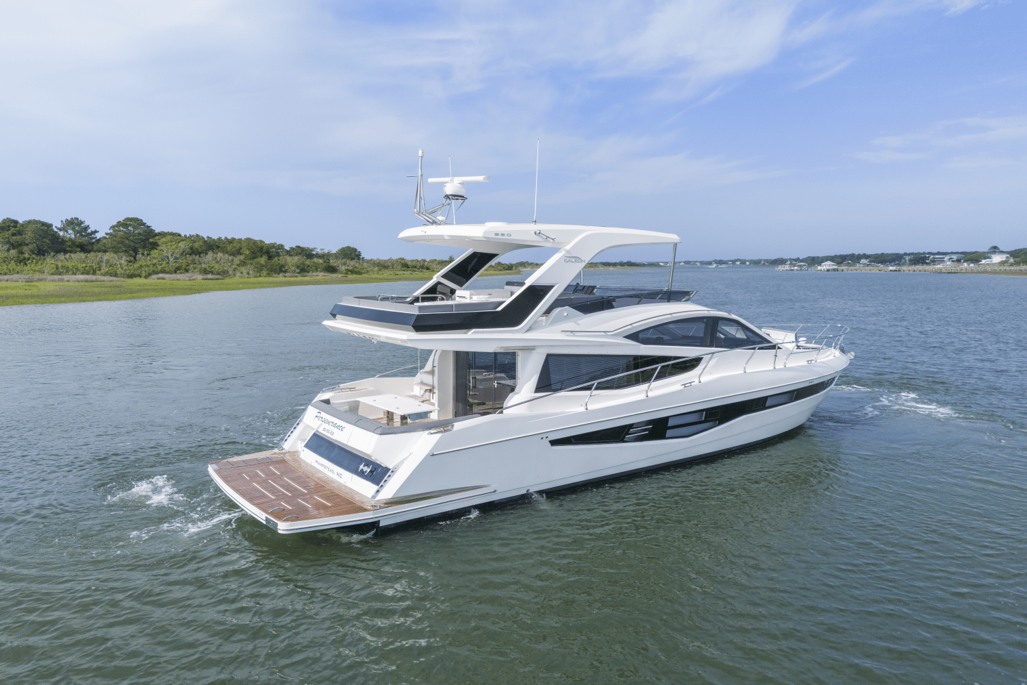 2021 Galeon 550 FLY Image Thumbnail #2