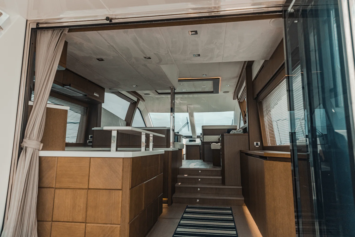 2021 Galeon 550 FLY Image Thumbnail #17