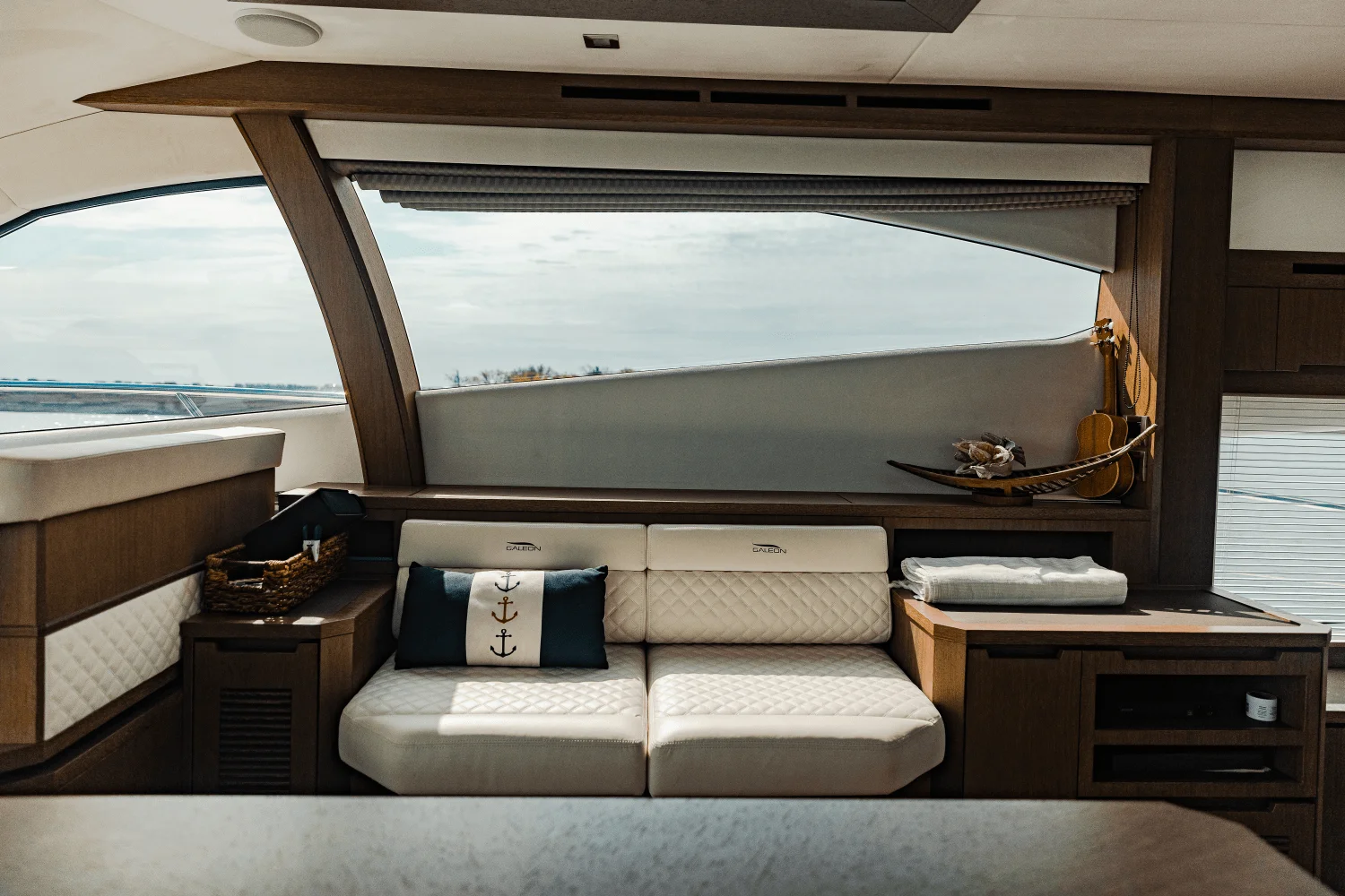 2021 Galeon 550 FLY Image Thumbnail #7