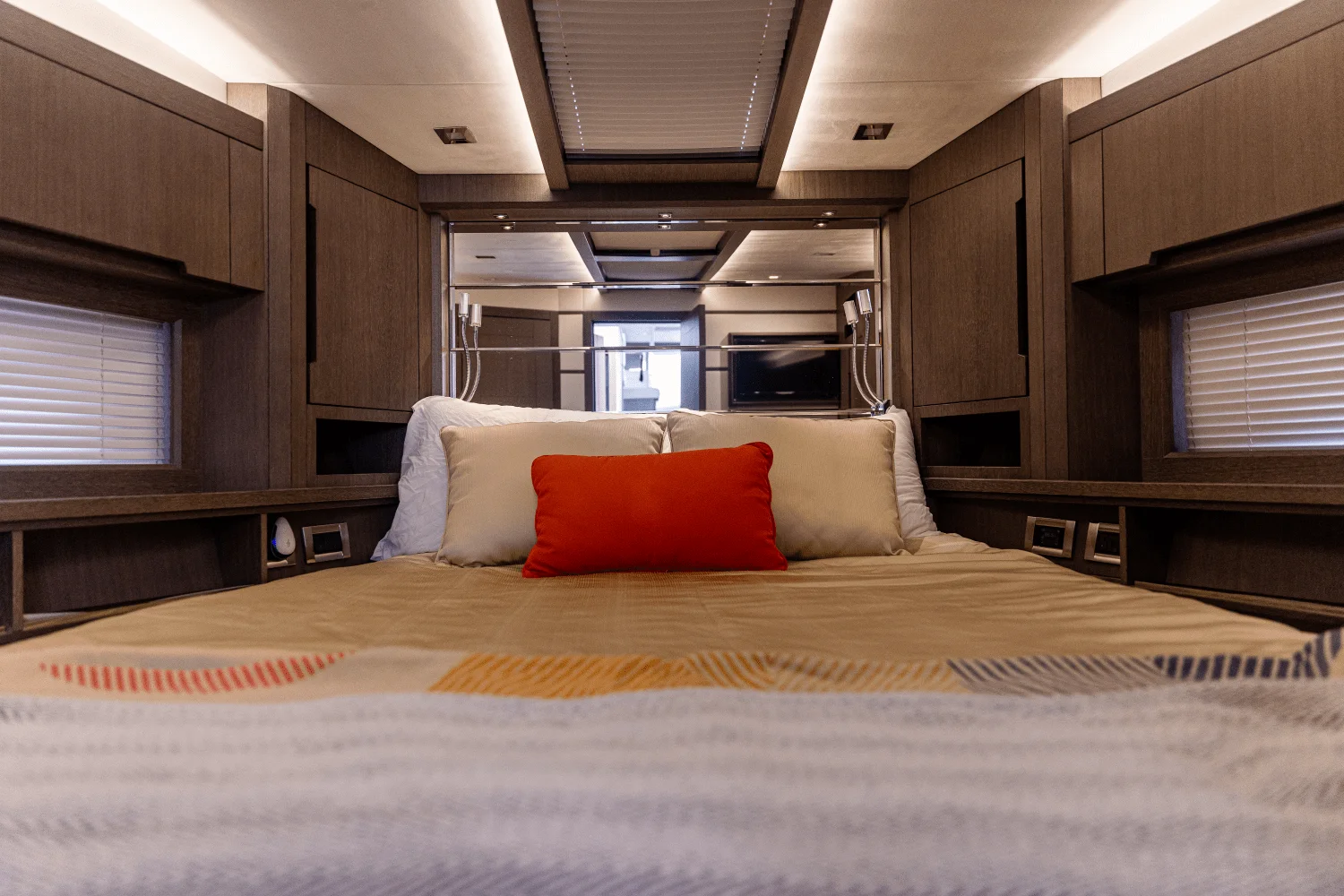 2021 Galeon 550 FLY Image Thumbnail #55