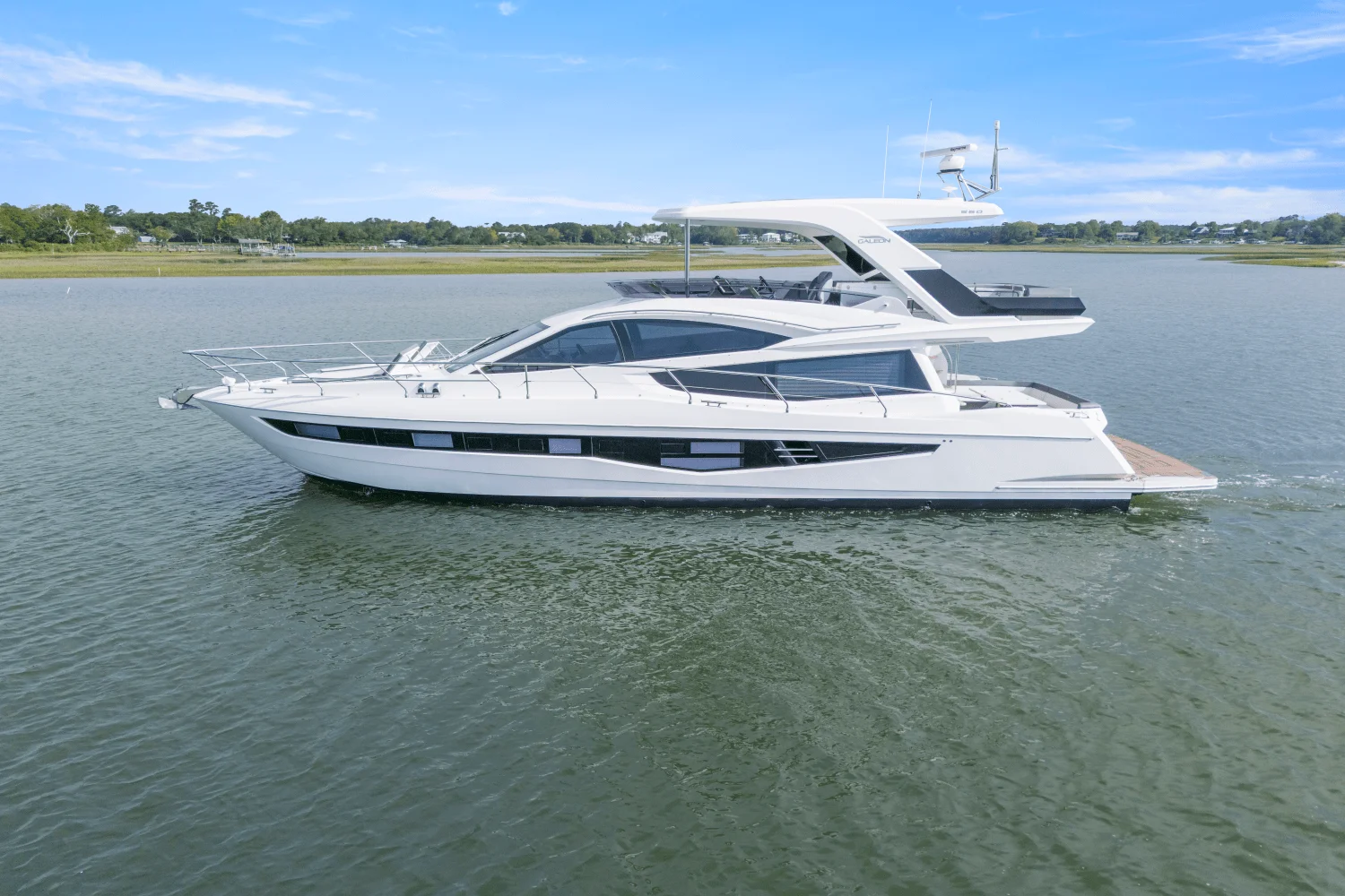 2021 Galeon 550 FLY Image Thumbnail #4