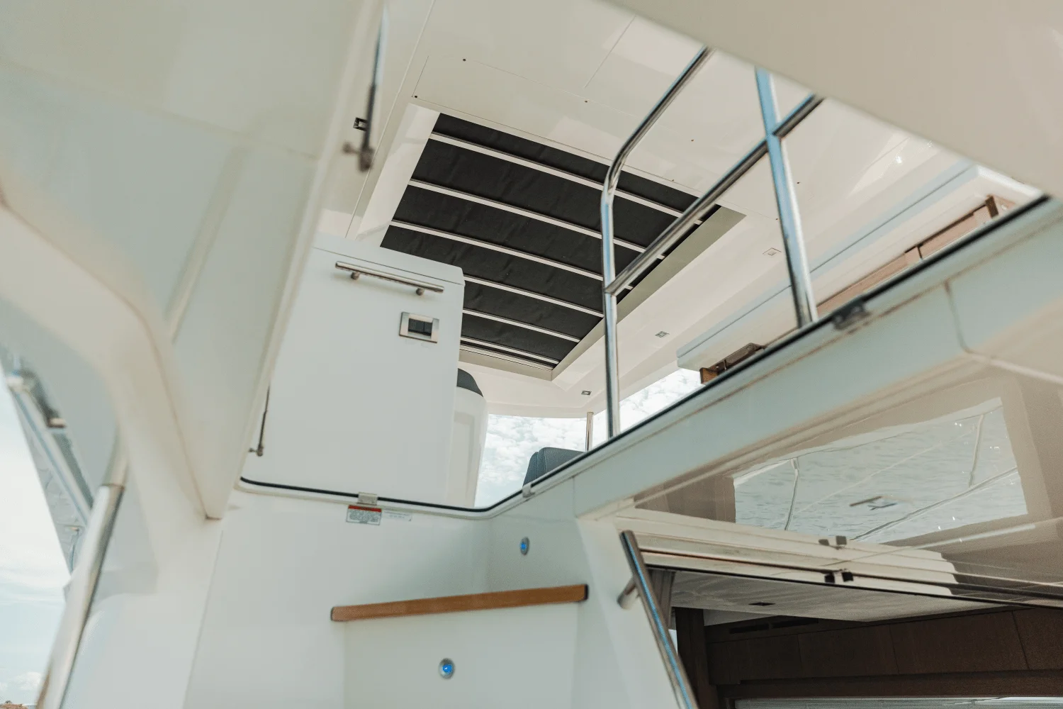 2021 Galeon 550 FLY Image Thumbnail #22