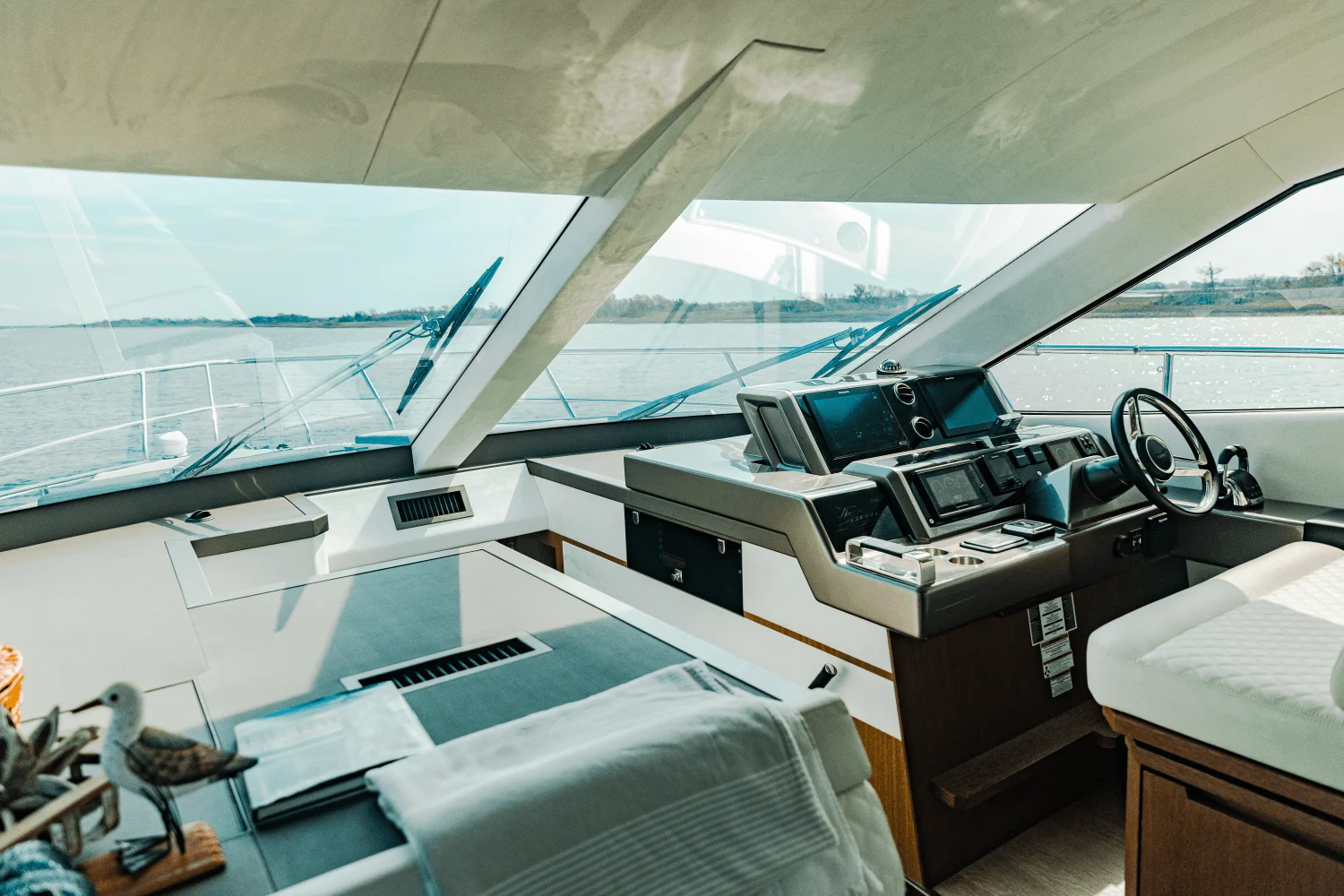 2021 Galeon 550 FLY Image Thumbnail #8