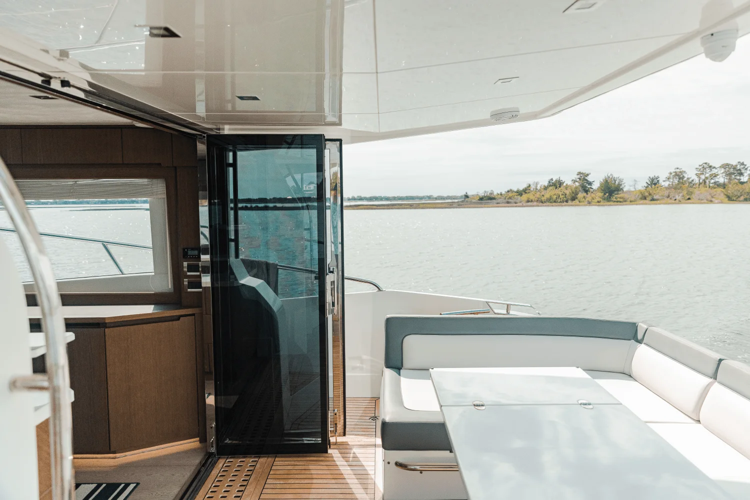 2021 Galeon 550 FLY Image Thumbnail #21