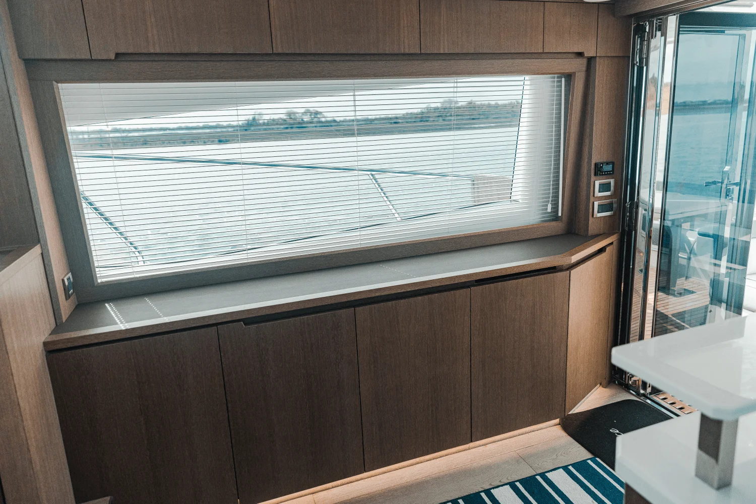 2021 Galeon 550 FLY Image Thumbnail #13